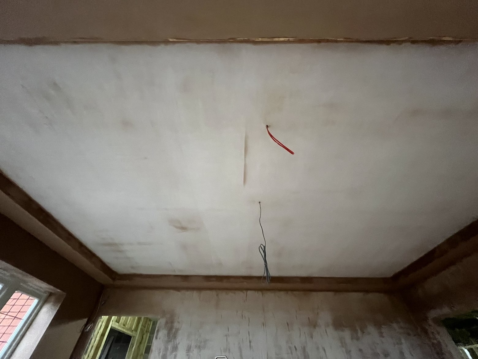 Ceiling Plastering work in Godalming and Woking