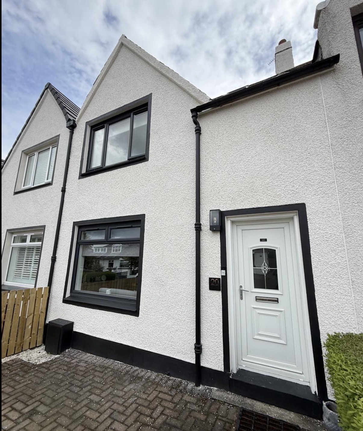 Rendering work in Godalming and Woking